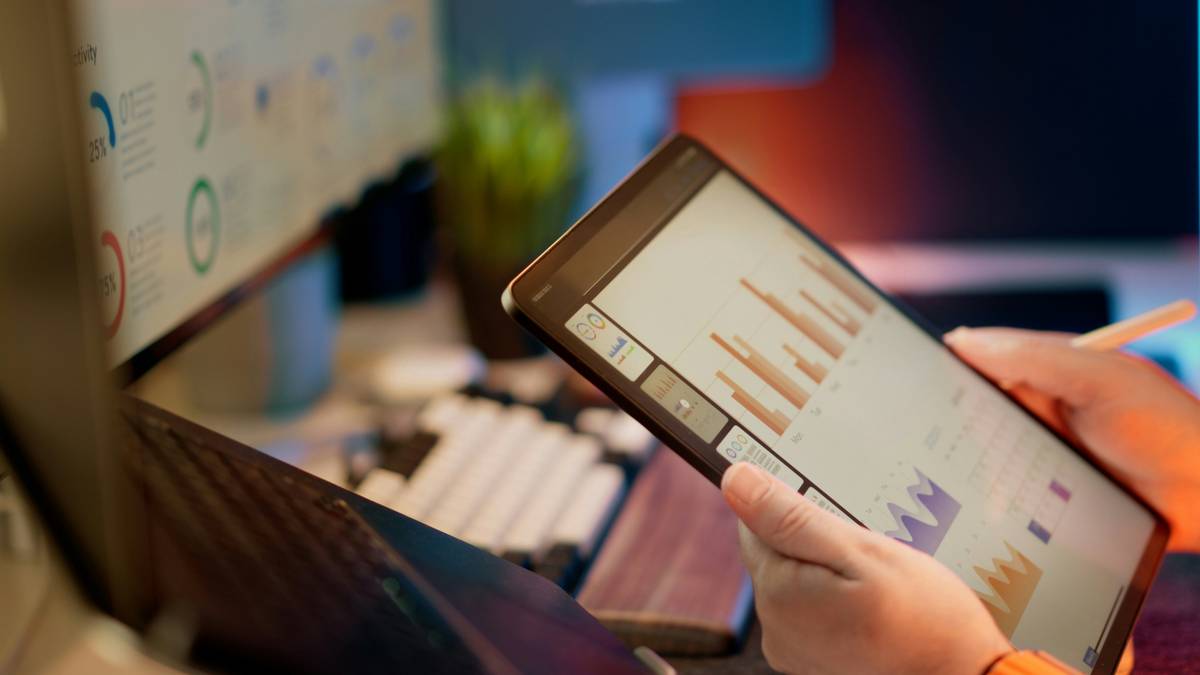 Dashboard visualization showing Sub Success Metrics including sync accuracy rate, average caption dwell time, and user retry frequency across wellness video modules